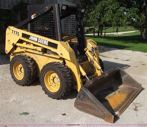 john deere 7775 skid steer oil capacity|john deere 7775 reviews.